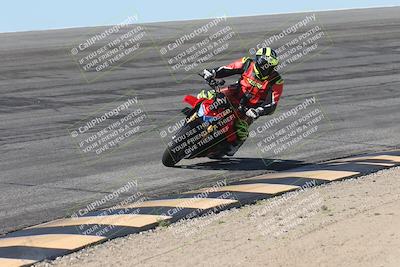 media/Oct-13-2025-Moto Forza (Mon) [[a66d839500]]/3-B Group/Session 2 (Bowl)/